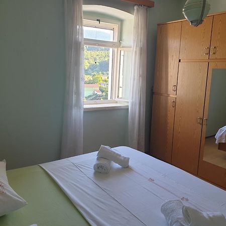 Holiday Home Zvecanje Экстерьер фото